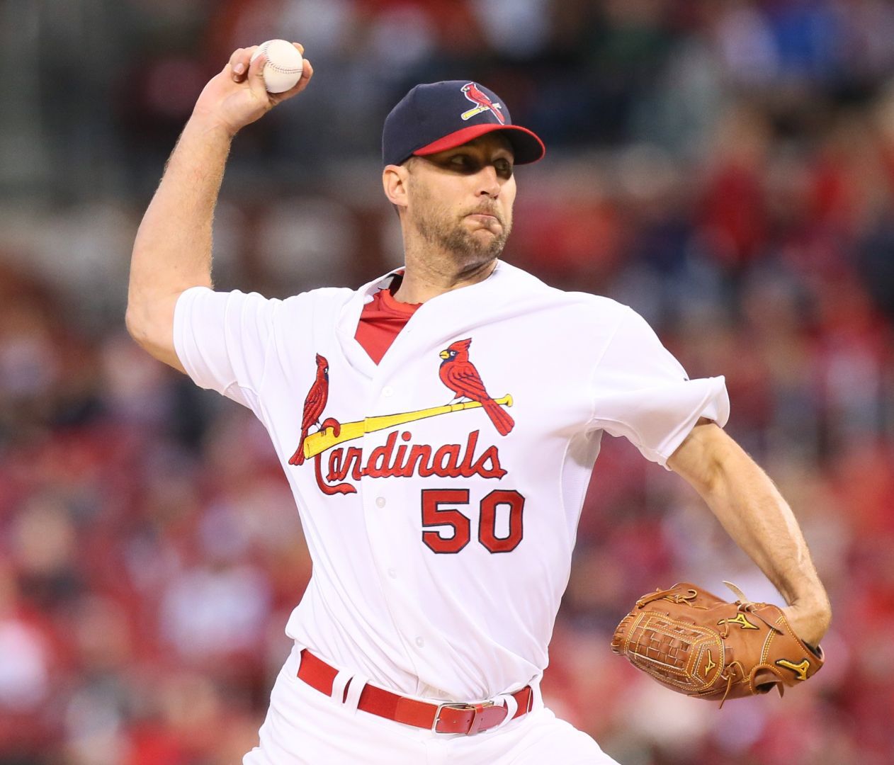 Adam Wainwright pitches in 2015